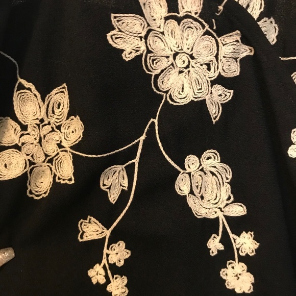 LF black and white embroidered skort romper - Picture 4 of 6